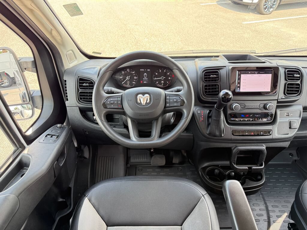 Used 2025 RAM ProMaster 2500 w/ Convenience Group FWD image 23