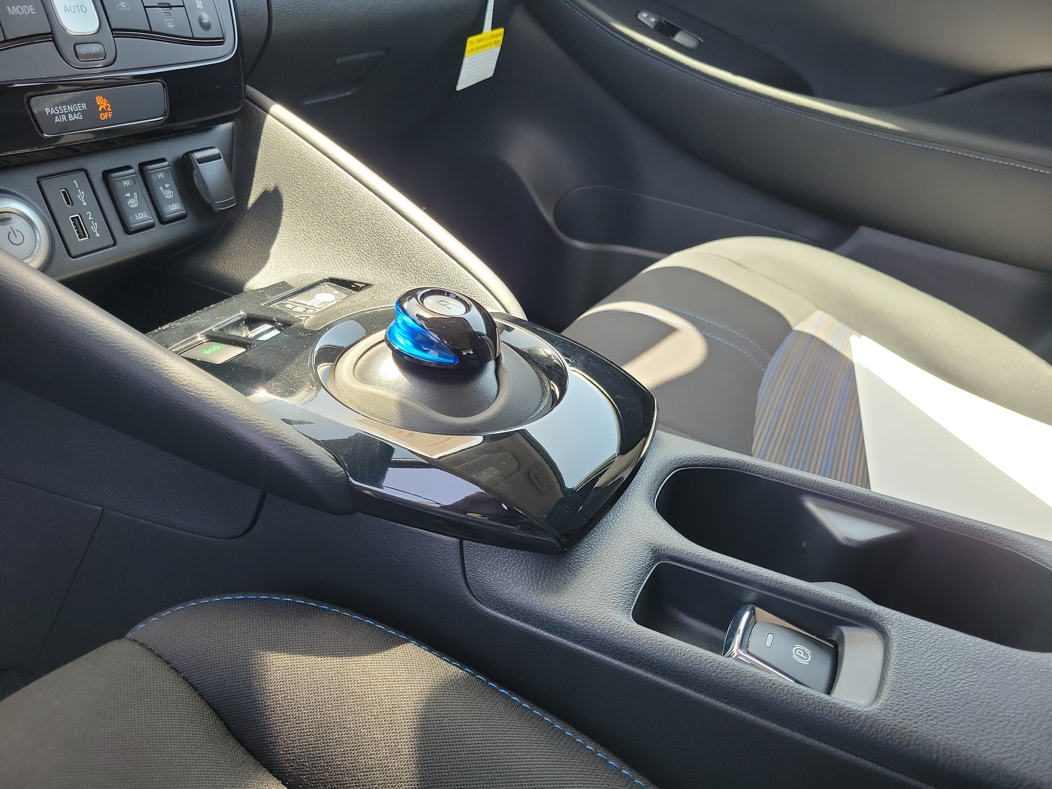 Certified 2024 Nissan Leaf SV Plus FWD image 29