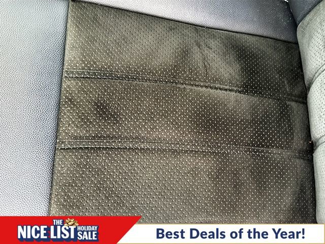 Used 2014 Dodge Grand Caravan SXT image 18