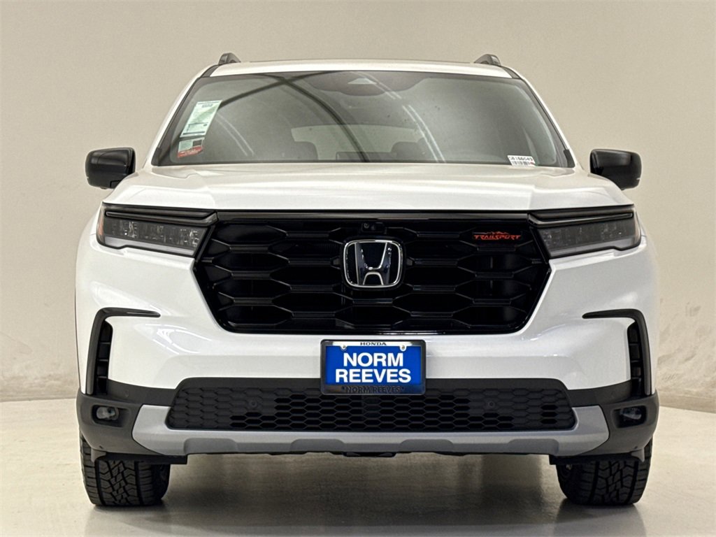 New 2025 Honda Pilot TrailSport image 3