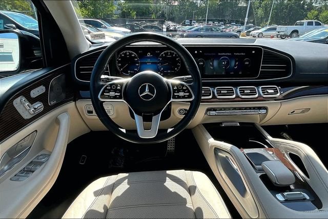 Certified 2023 Mercedes-Benz GLS 450 4MATIC w/ AMG Line Exterior image 4