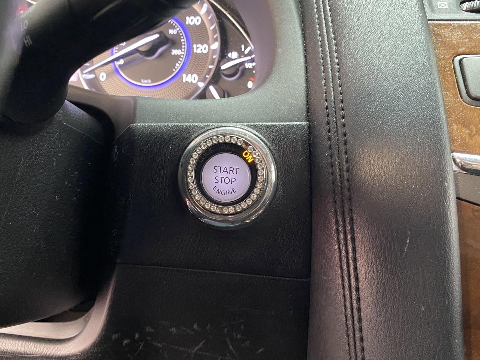 Used 2014 INFINITI QX80 4WD w/ Theater Package image 29