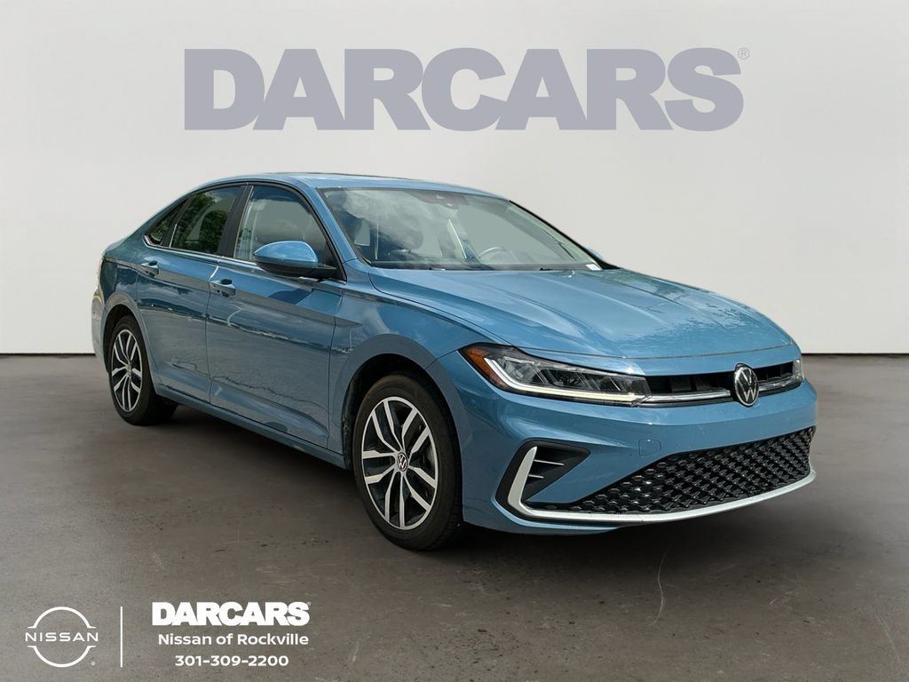 Used 2025 Volkswagen Jetta SE