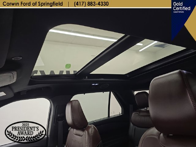 Certified 2023 Ford Explorer Platinum w/ Technology Package AWD/4WD image 25