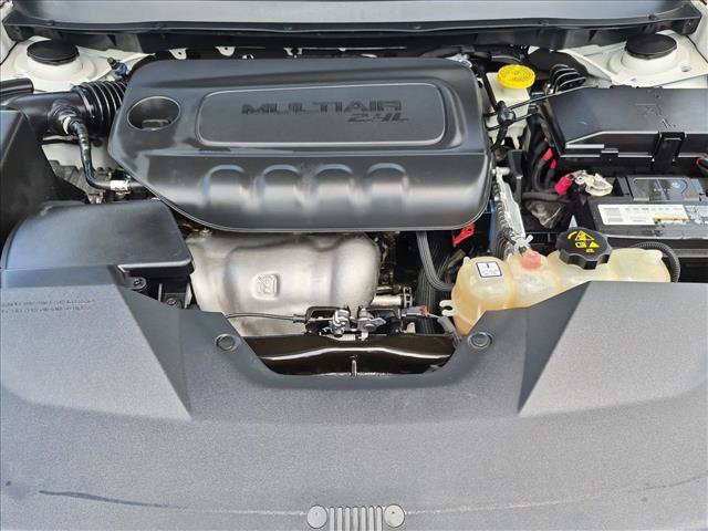 Used 2019 Jeep Cherokee Limited FWD image 22