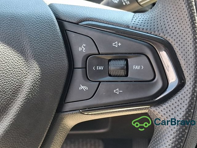 Certified 2024 Chevrolet Trax LS w/ LS Convenience Package FWD image 23