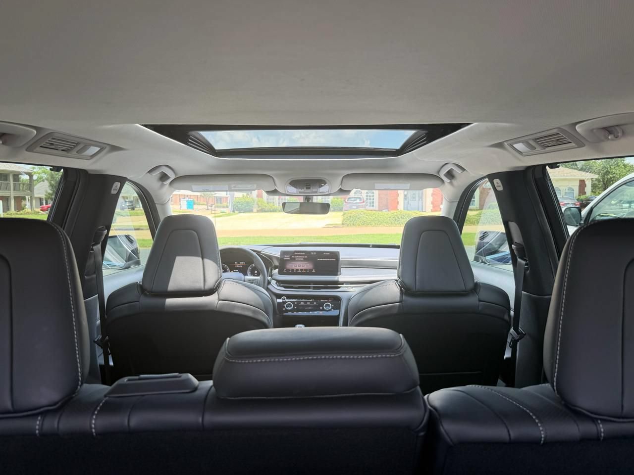 Used 2023 INFINITI QX60 Luxe w/ Cargo Package FWD image 14