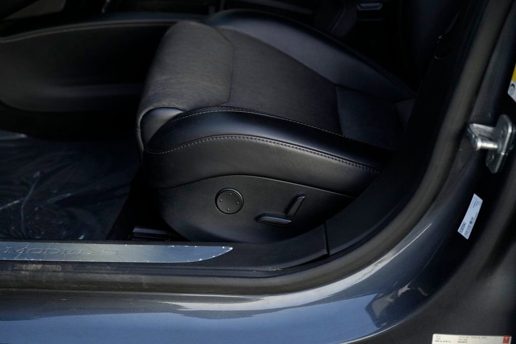 Used 2017 Tesla Model S 75D image 23