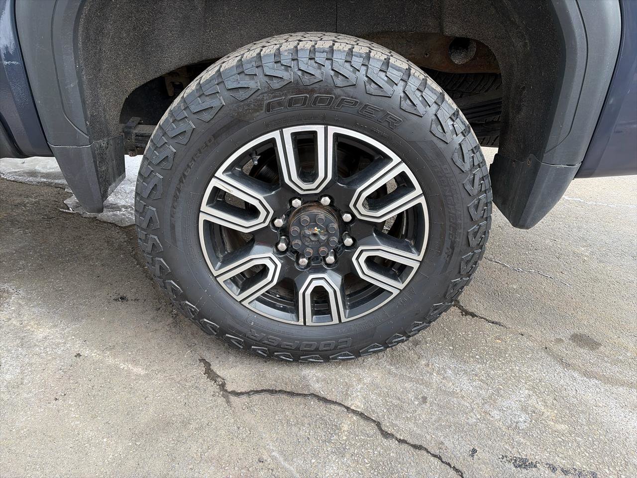 Used 2022 GMC Sierra 2500 AT4 w/ Gooseneck/5TH Wheel Package image 17