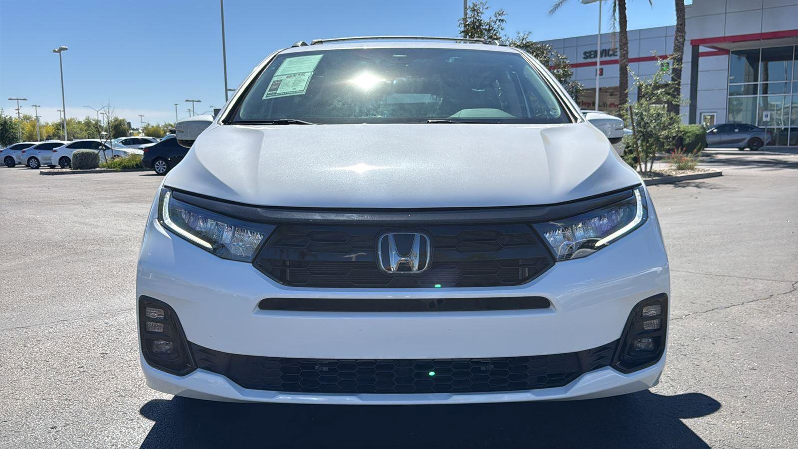 Used 2025 Honda Odyssey Elite image 2