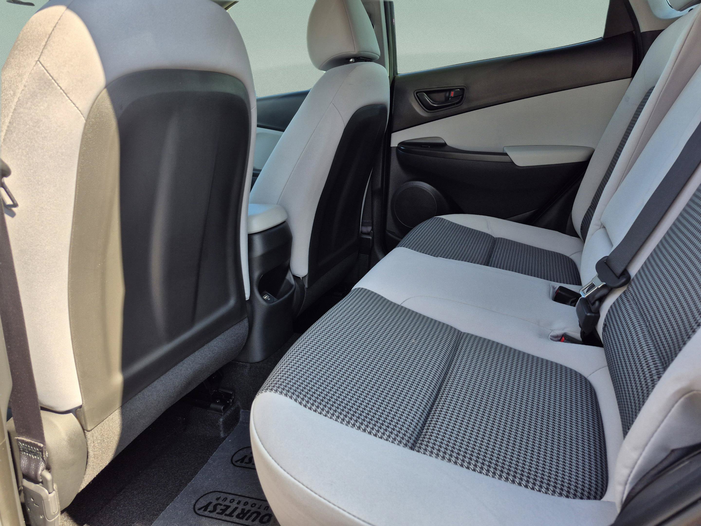 Certified 2023 Hyundai Kona SE w/ Cargo Package AWD/4WD image 15