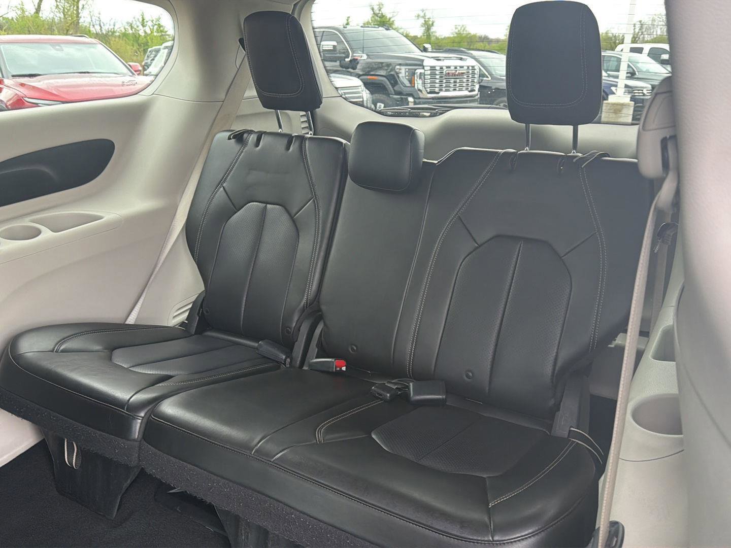 Used 2021 Chrysler Voyager Lxi FWD image 29