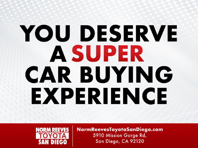 Used 2014 Hyundai Genesis 2.0T RWD image 4