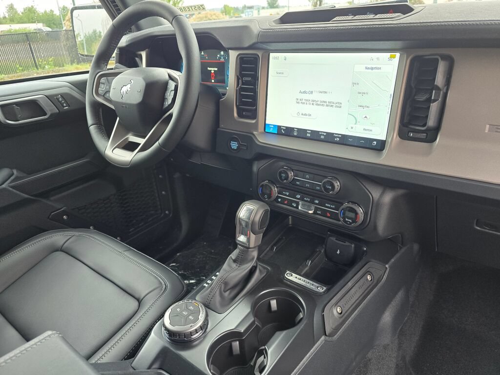 New 2026 Ford Bronco Outer Banks AWD/4WD image 9