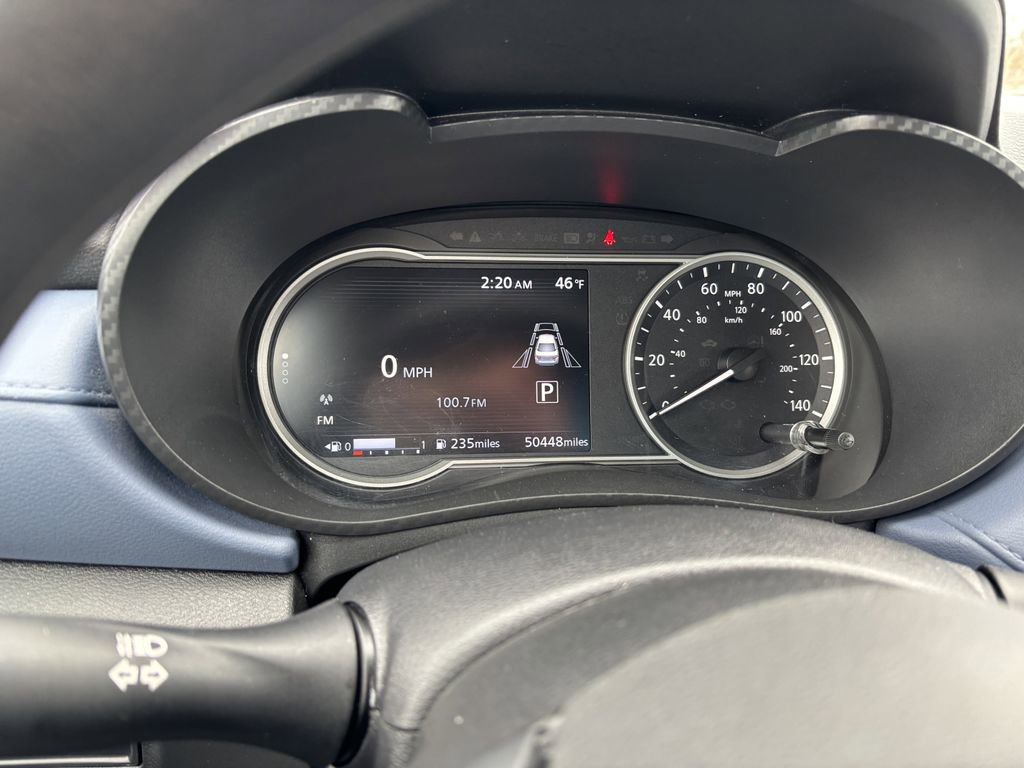 Used 2023 Nissan Versa SV FWD image 17