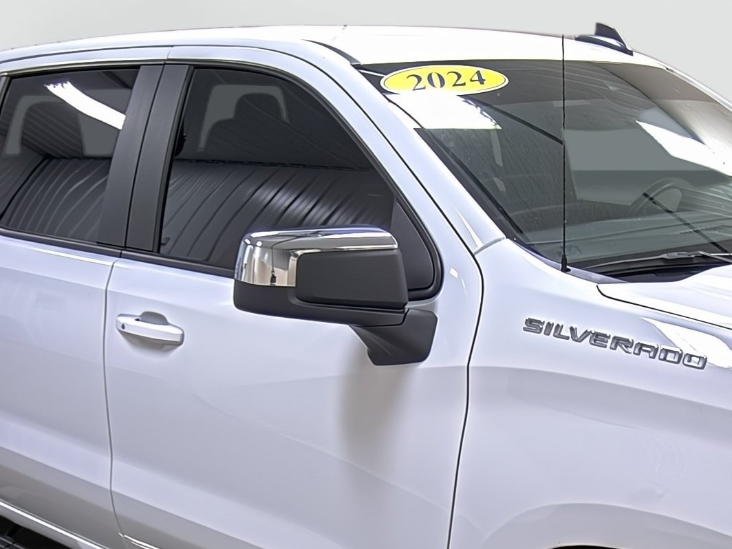 Used 2024 Chevrolet Silverado 1500 LT w/ Protection Package AWD/4WD image 15