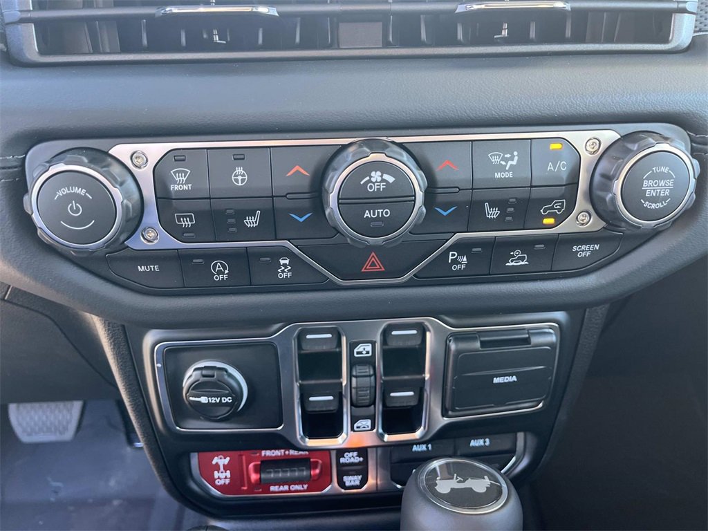 New 2025 Jeep Wrangler Unlimited Rubicon image 26