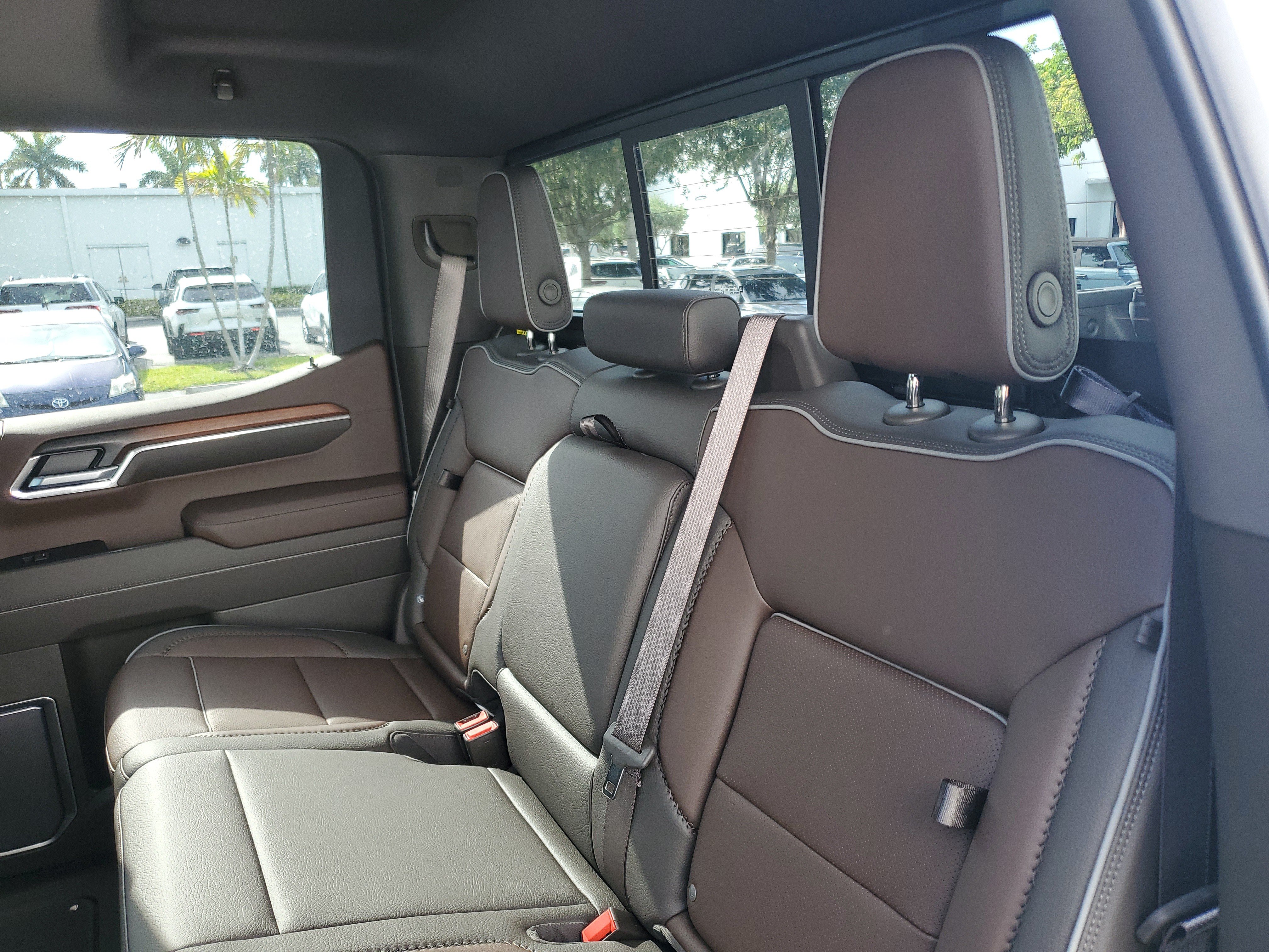 New 2026 GMC Sierra 1500 Denali w/ Denali Reserve Package AWD/4WD image 13