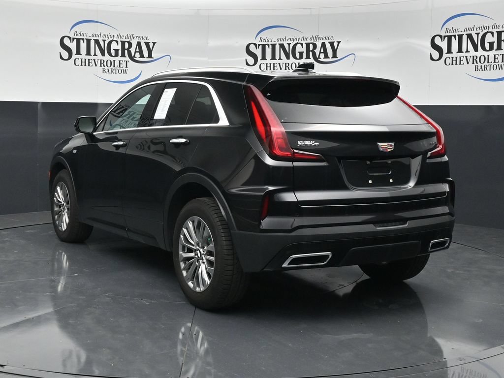 Used 2024 Cadillac XT4 Premium Luxury FWD image 6