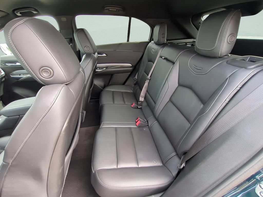 Used 2025 Cadillac XT4 Premium Luxury FWD image 10