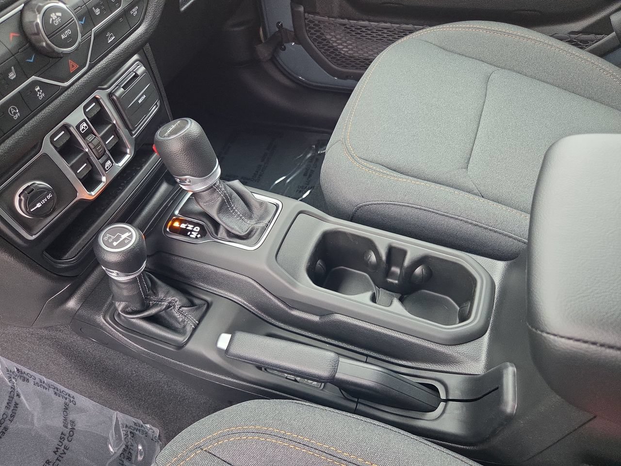 New 2026 Jeep Gladiator Sport AWD/4WD image 31
