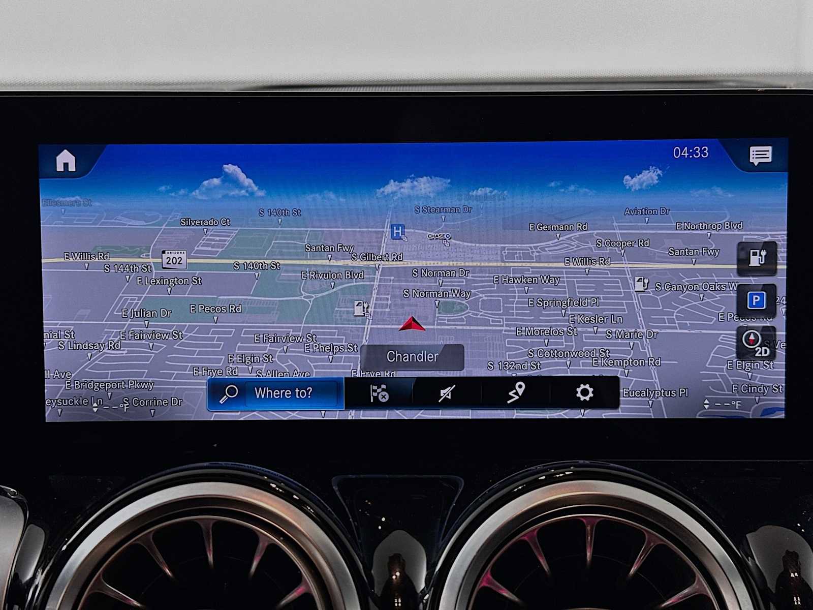 Used 2022 Mercedes-Benz EQB 300 EQB 300 image 17