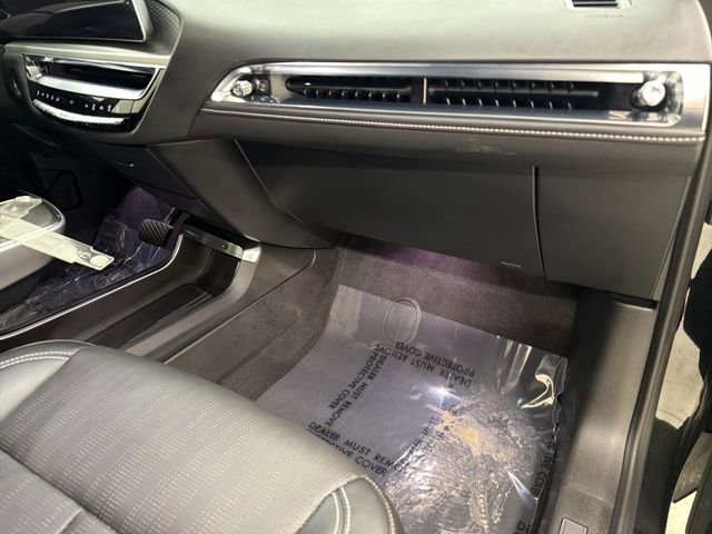 Used 2024 Cadillac Lyriq Sport image 26