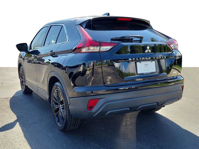 Used 2022 Mitsubishi Eclipse Cross LE image 18