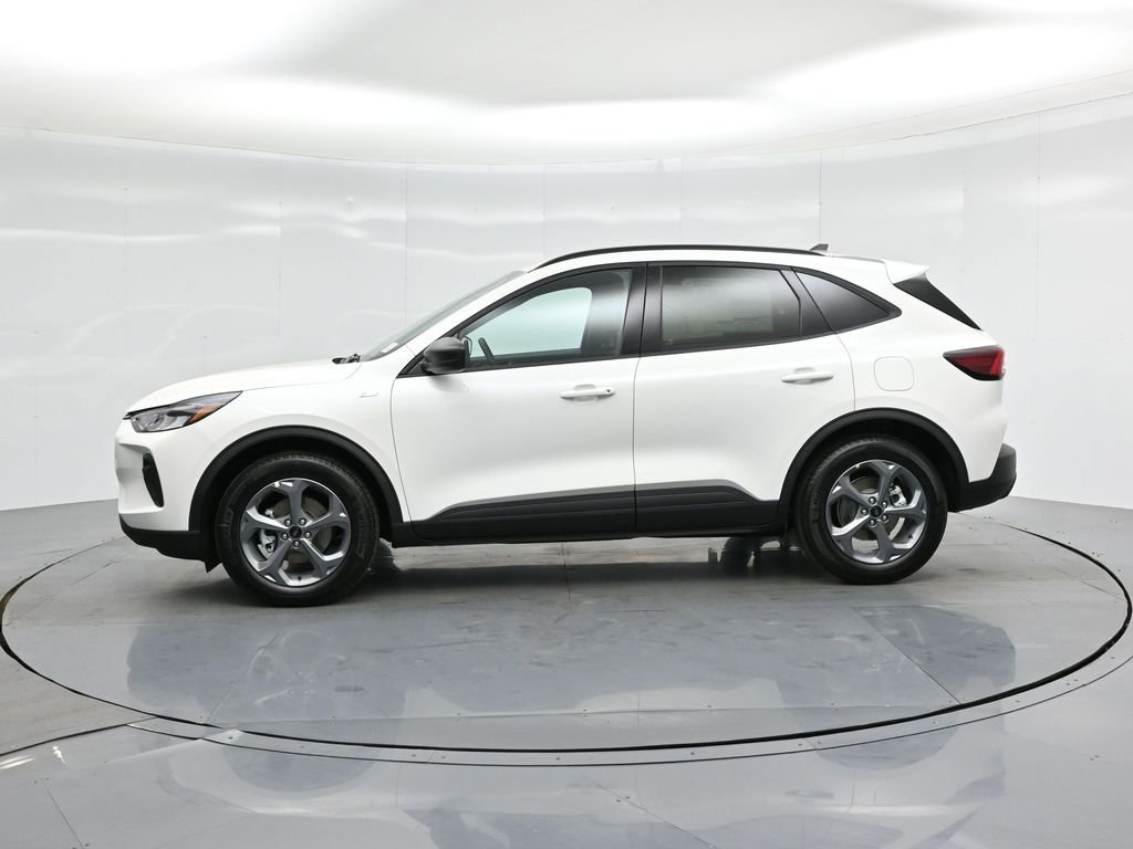 New 2025 Ford Escape ST-Line w/ Equipment Group 301A image 29