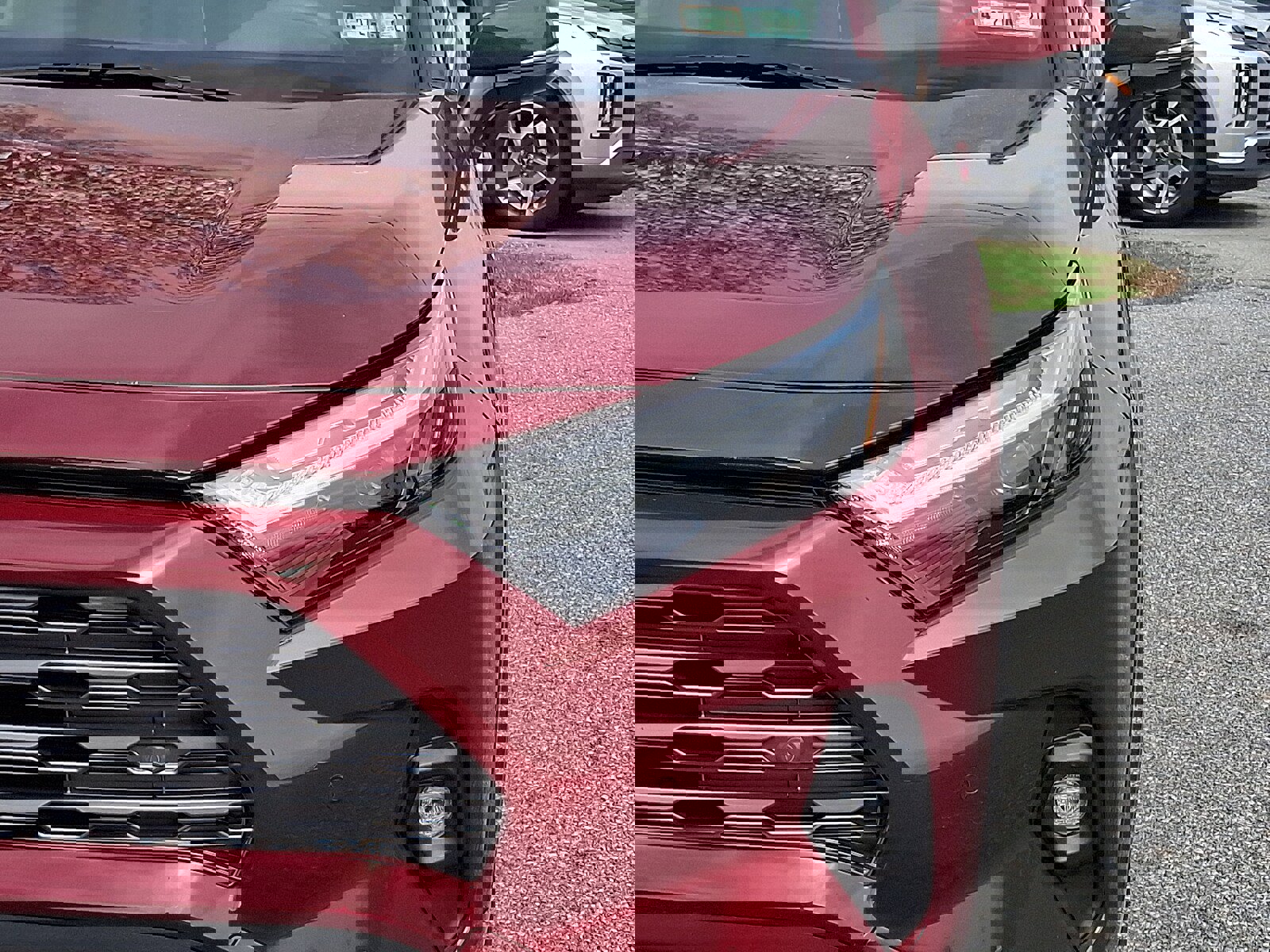 Used 2022 Toyota RAV4 Limited image 10