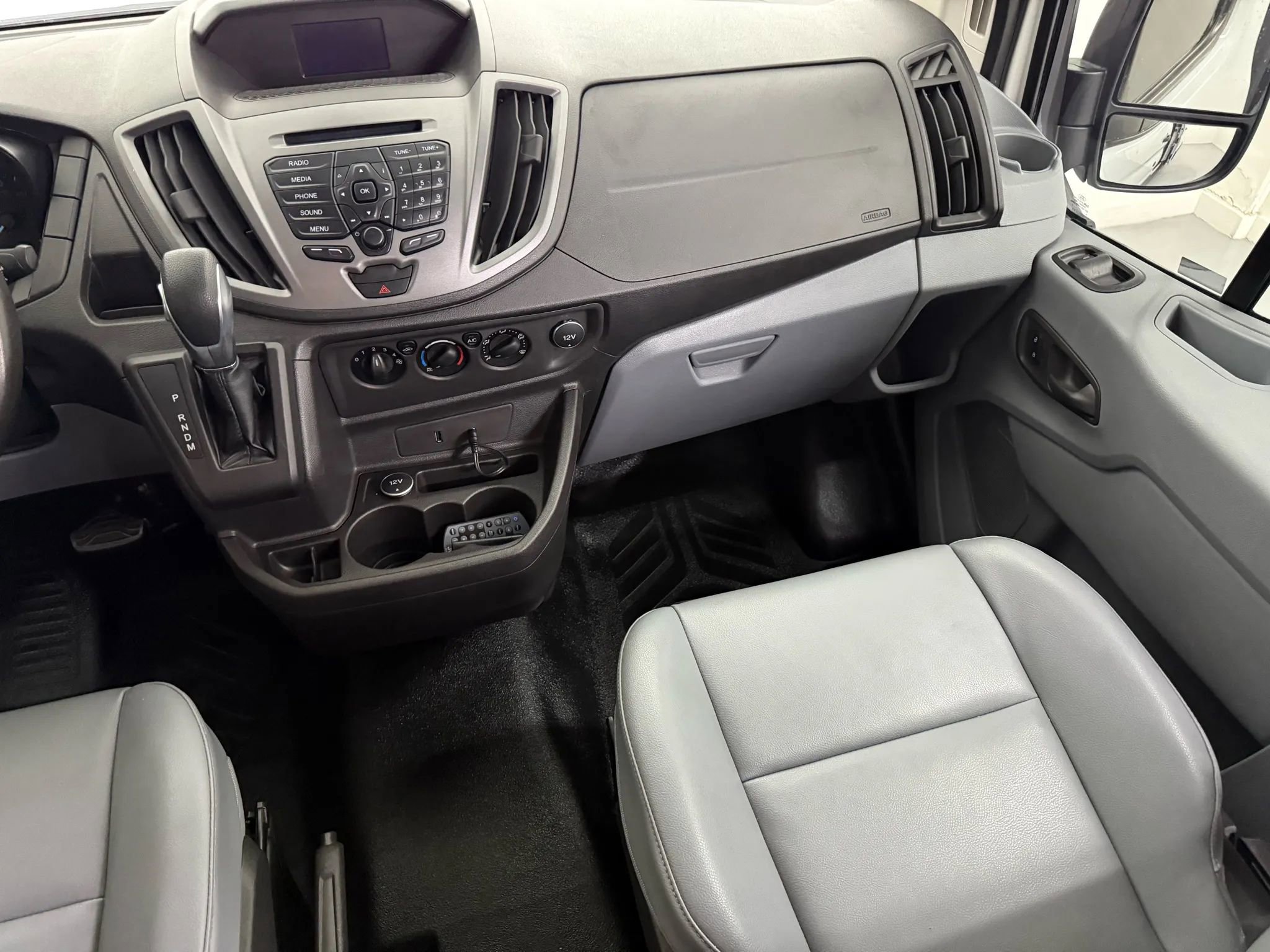 Used 2016 Ford Transit 350 XL image 36