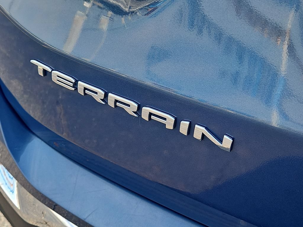 Used 2024 GMC Terrain SLT AWD/4WD image 8