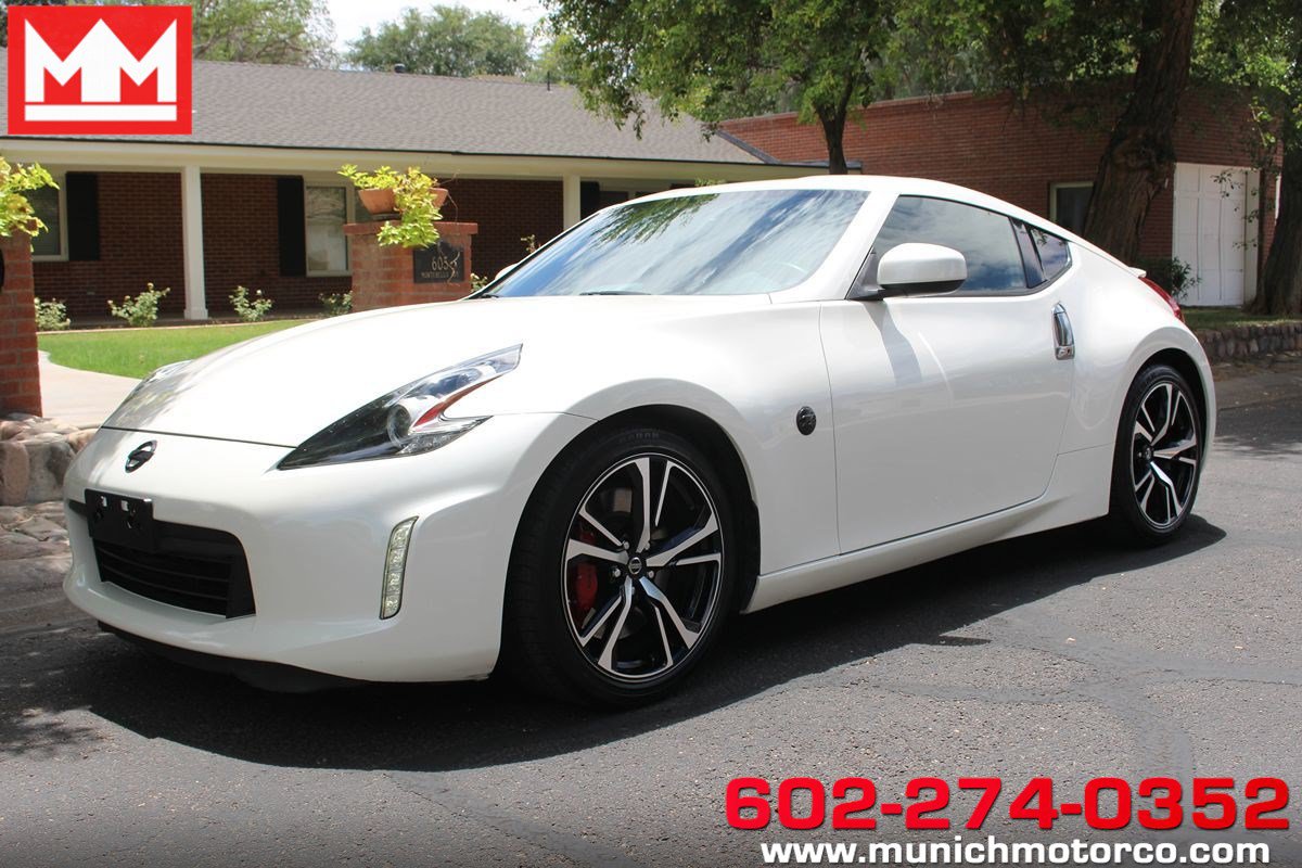 Used 2019 Nissan 370Z Touring Sport RWD image 1