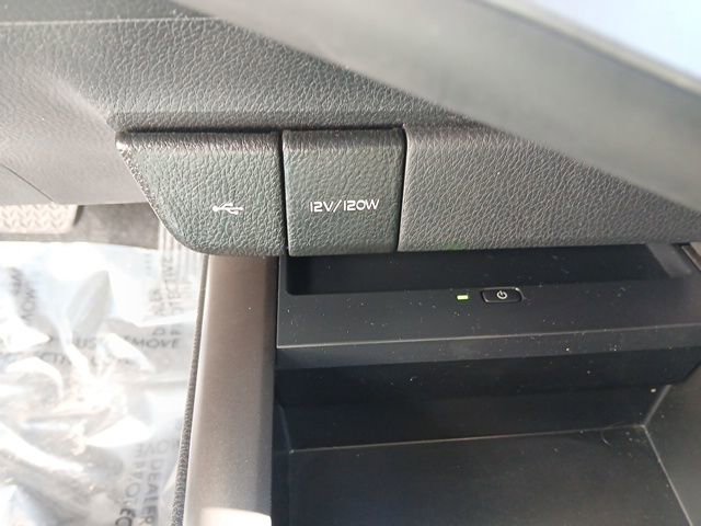 Used 2024 Toyota Camry XSE image 34