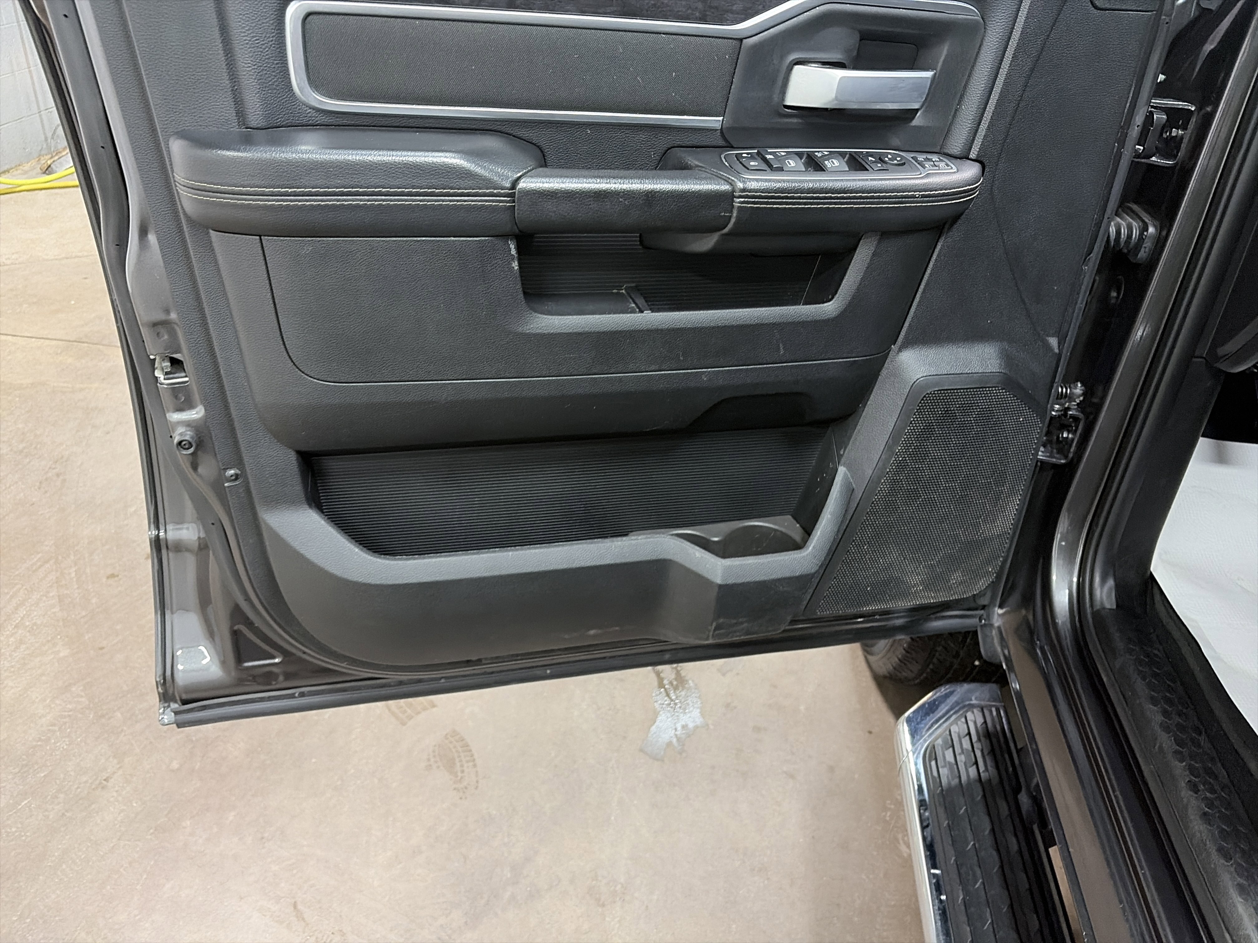 Used 2024 RAM 2500 Big Horn image 11