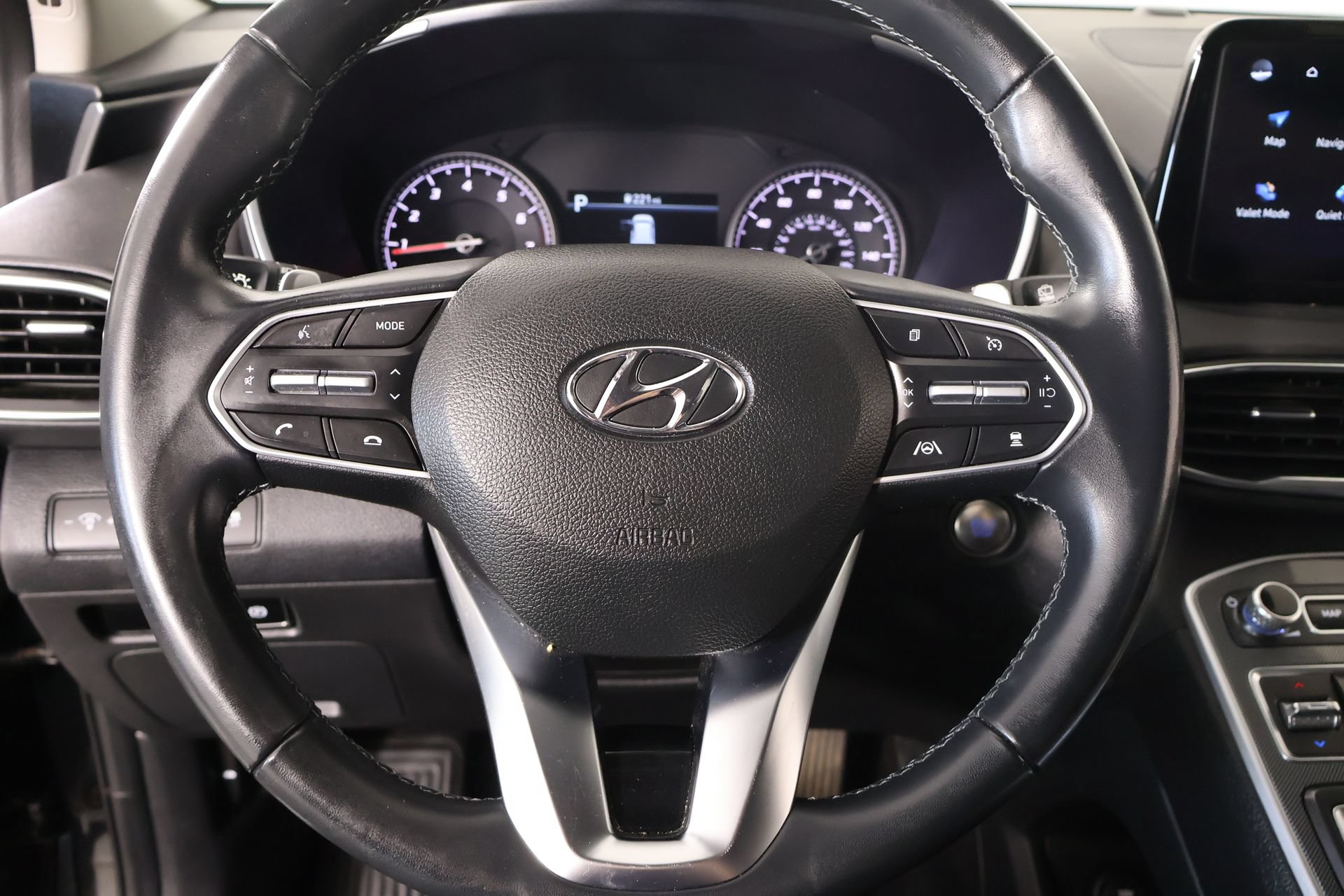 Used 2023 Hyundai Santa Fe SEL AWD/4WD image 3
