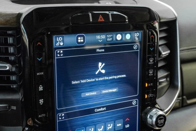 Used 2022 RAM 1500 Laramie AWD/4WD image 36