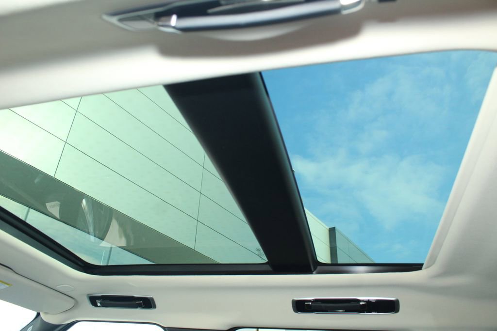 Used 2023 Land Rover Range Rover SE image 25