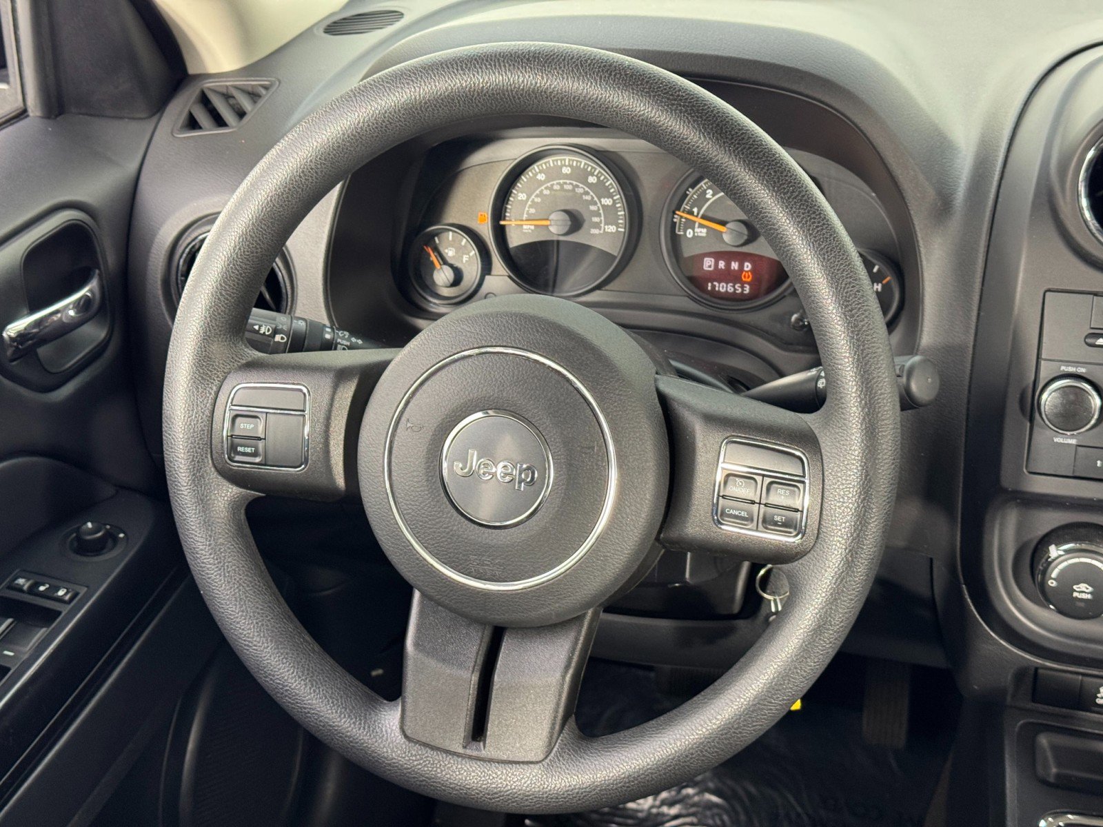 Used 2015 Jeep Patriot Sport w/ Power Value Group image 17