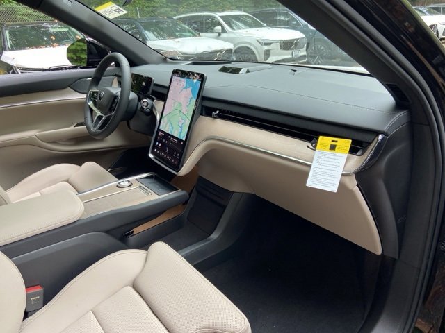 New 2025 Volvo EX90 Ultra image 19