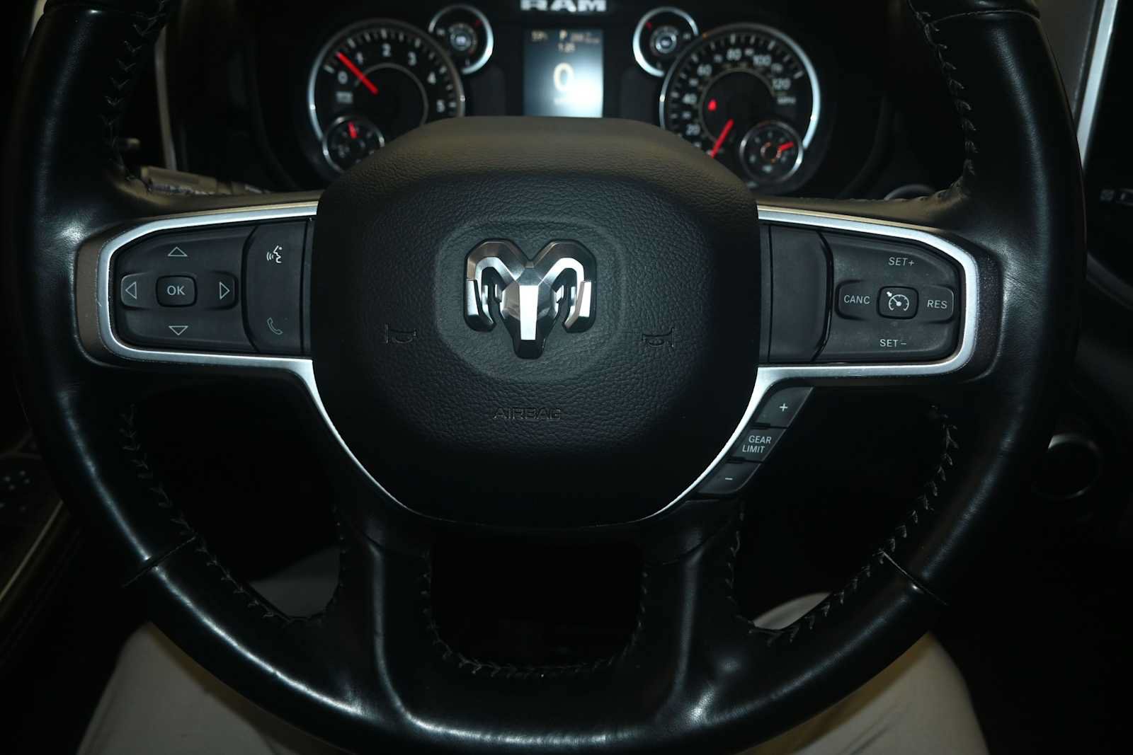 Used 2024 RAM 2500 Big Horn AWD/4WD image 21