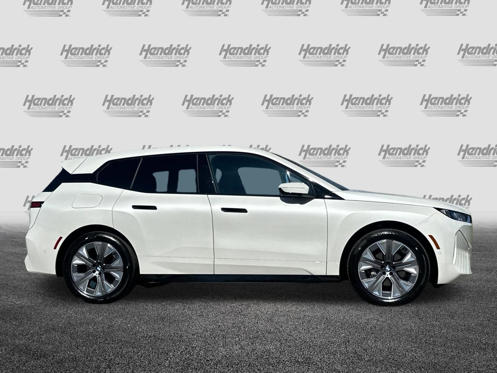 Used 2026 BMW iX xDrive45 w/ Premium Package image 3
