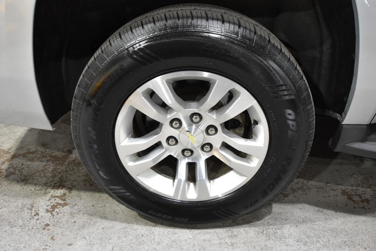 Used 2015 Chevrolet Suburban LT AWD/4WD image 60