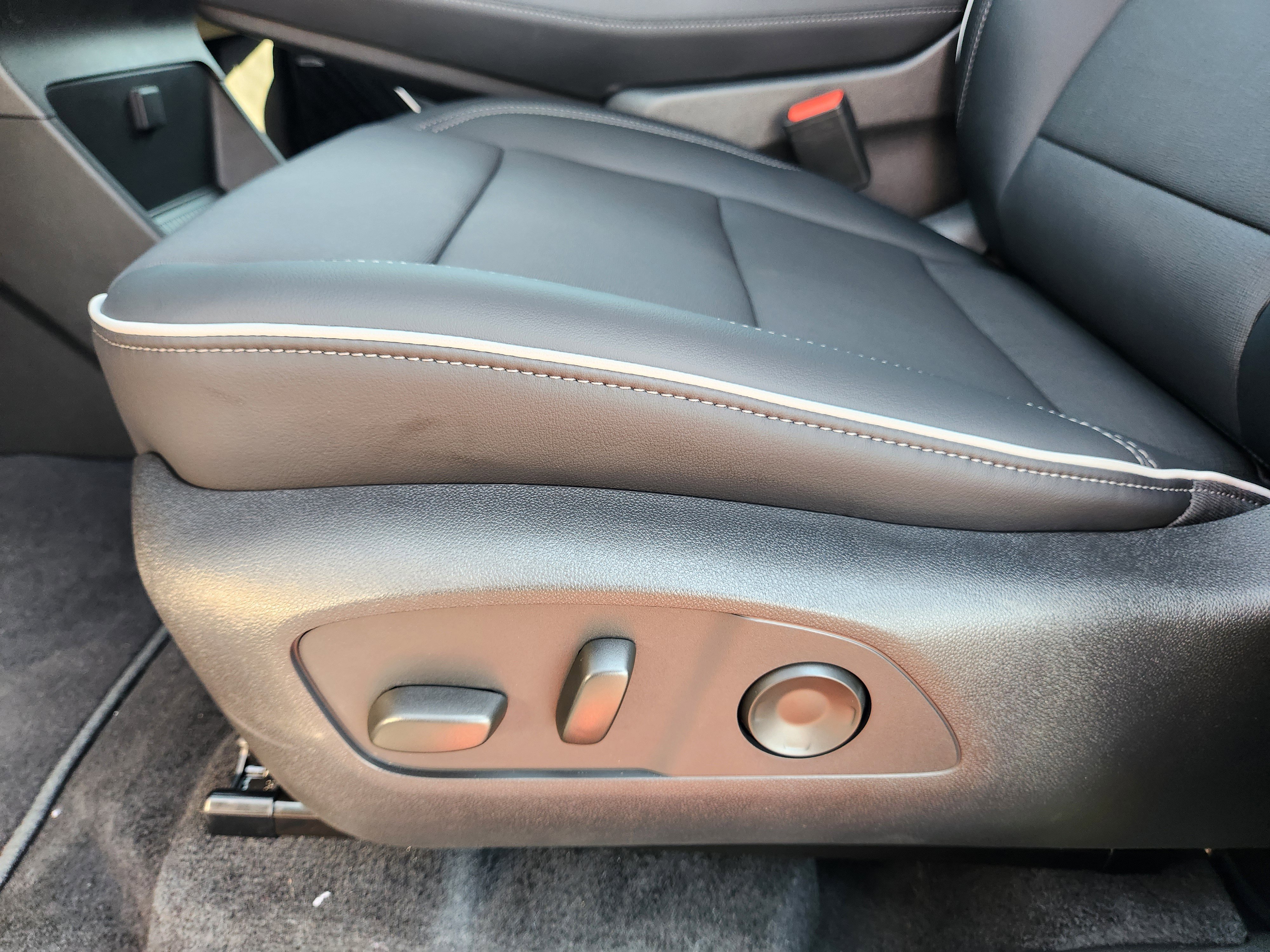 New 2026 Buick Enclave Preferred w/ Power Package image 19