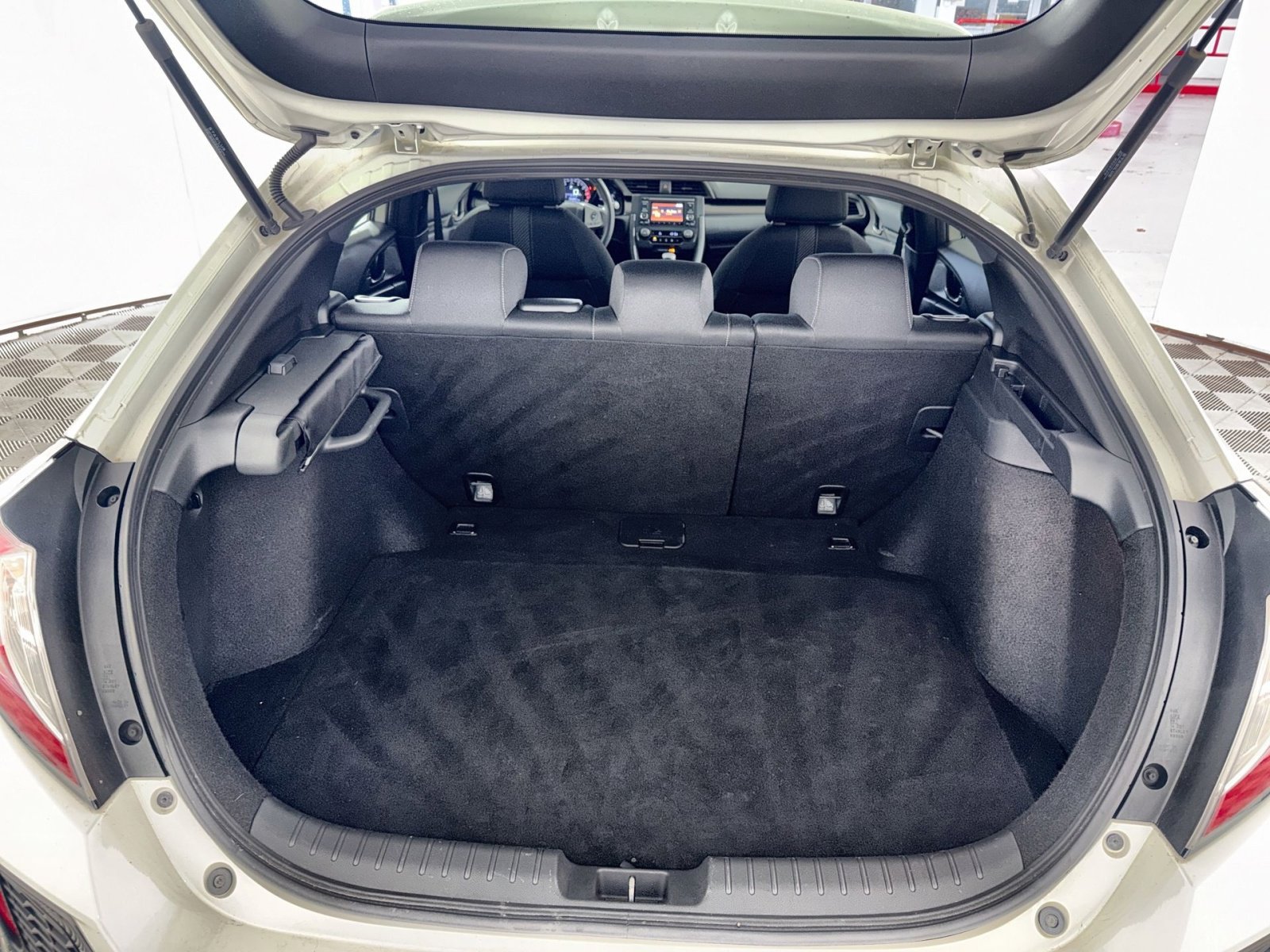 Used 2017 Honda Civic Sport image 24