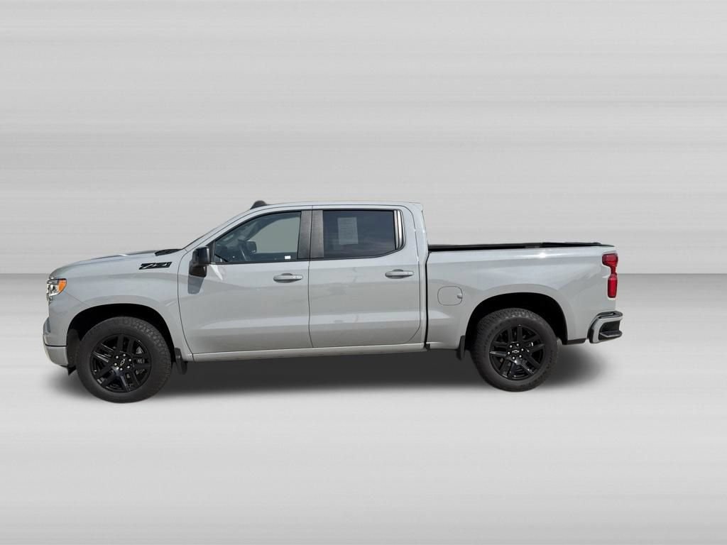 Used 2024 Chevrolet Silverado 1500 RST w/ Convenience Package II AWD/4WD image 9
