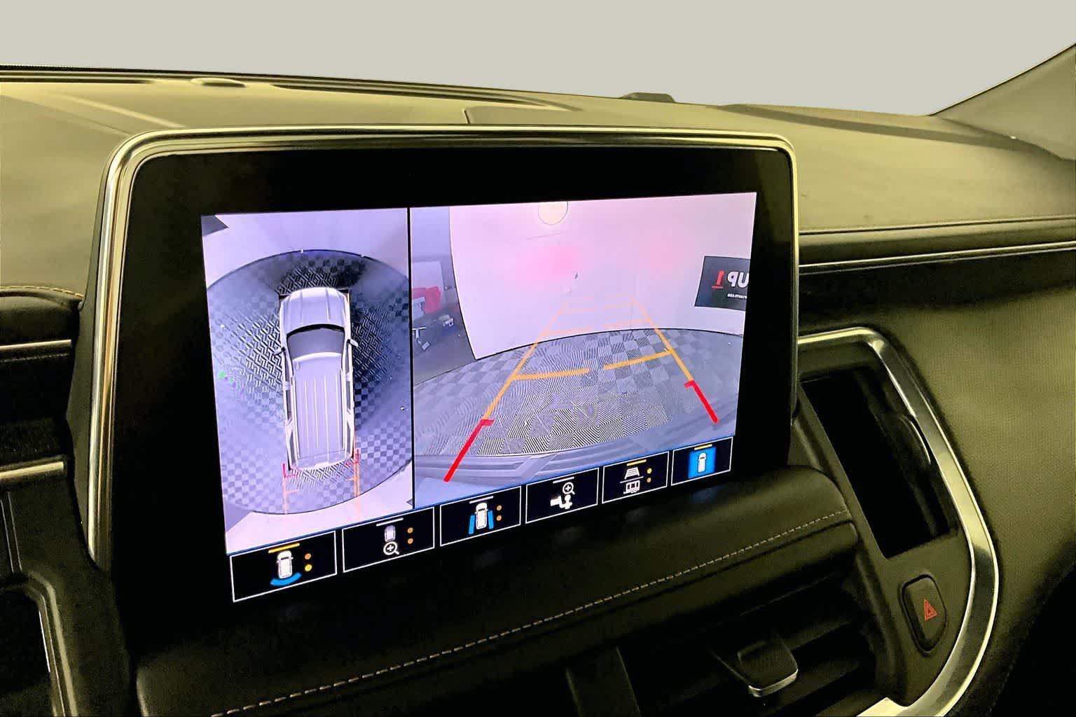 Certified 2021 GMC Yukon AT4 w/ AT4 Premium Plus Package AWD/4WD image 26