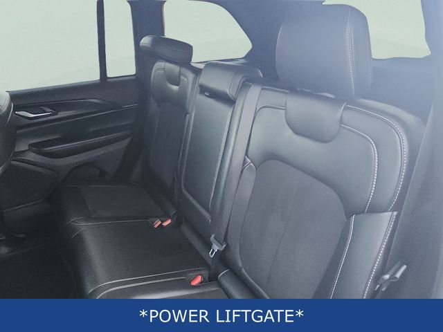 Used 2024 Jeep Grand Cherokee Altitude image 17