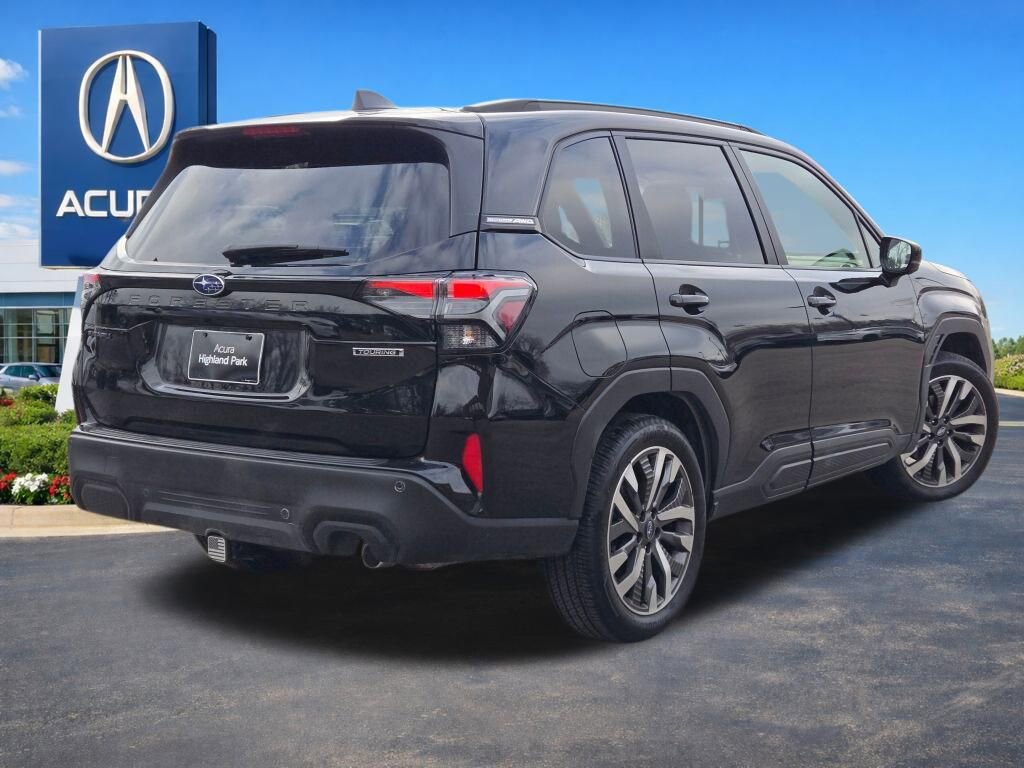 Used 2025 Subaru Forester Touring image 16