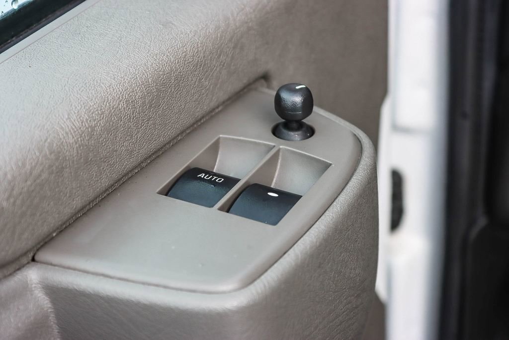 Used 2022 Chevrolet Express 3500 Work Van w/ Driver Convenience Package image 42